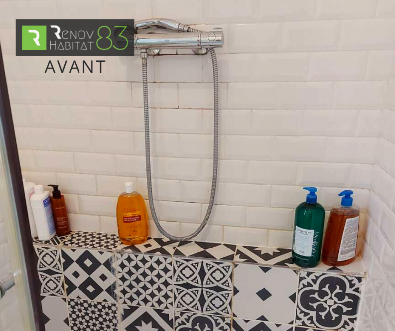 Dégât des eaux à Hyères avec remplacement complet de la douche